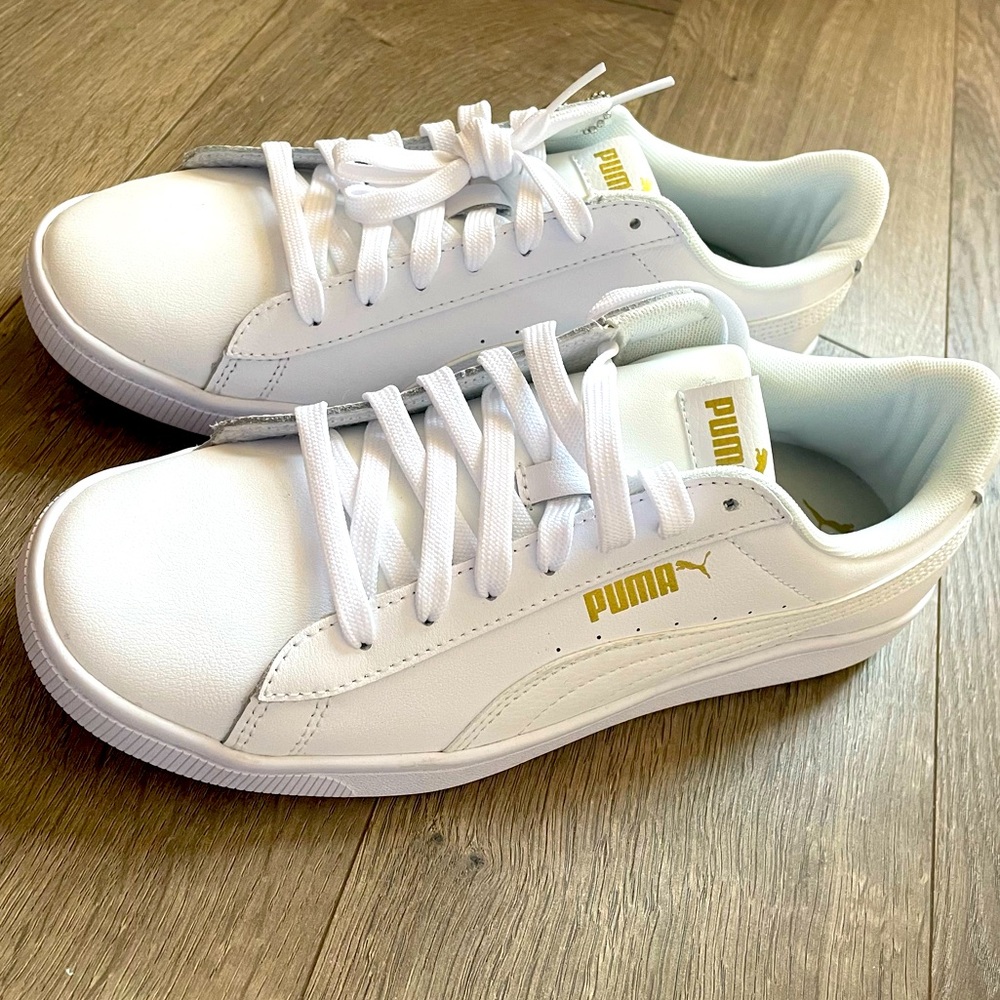 Puma Soft Foam Sneakers